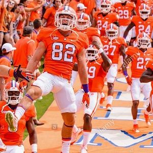 Meet your Posher, Adrien